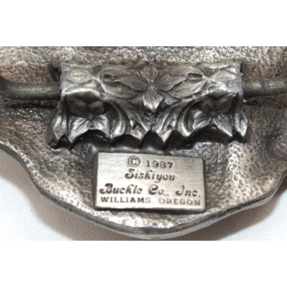 VTG 1987 NFL Chicago Bears Belt Buckle Siskyou Co. Limited Edition #310 / 10,000
